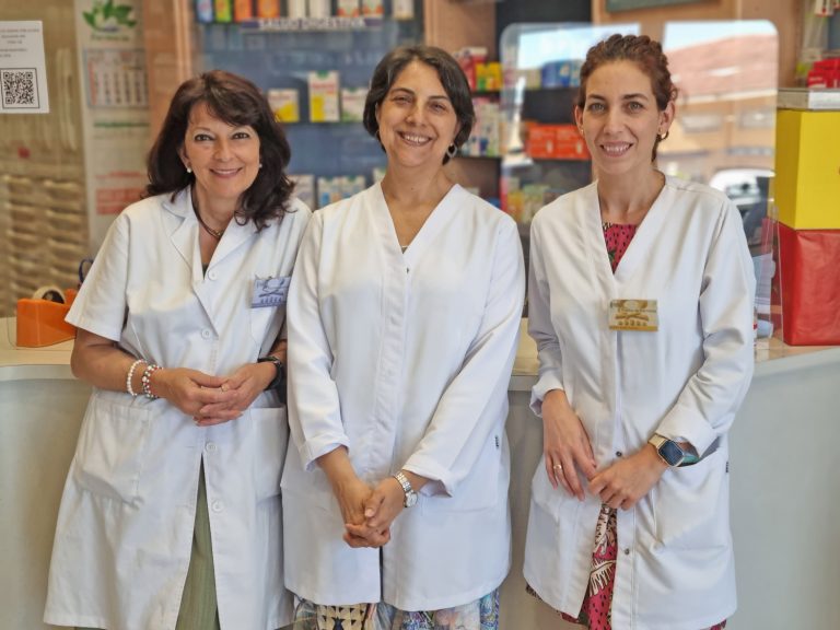Equipo de la Farmacia en Ourense Rosa Carballido
